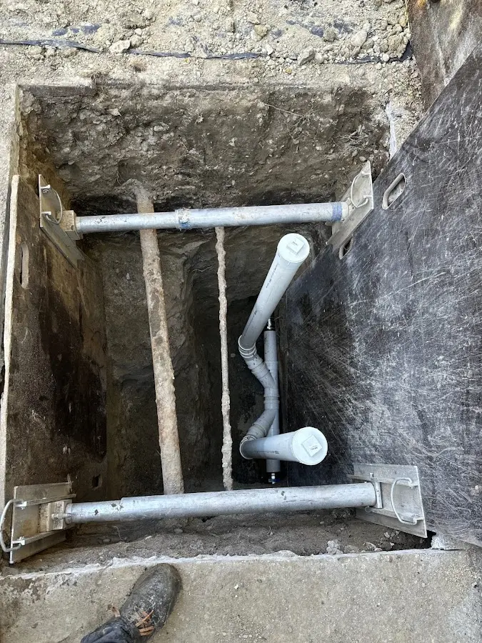 Experienced plumber completing Backflow Testing work in Los Ranchos de Albuquerque